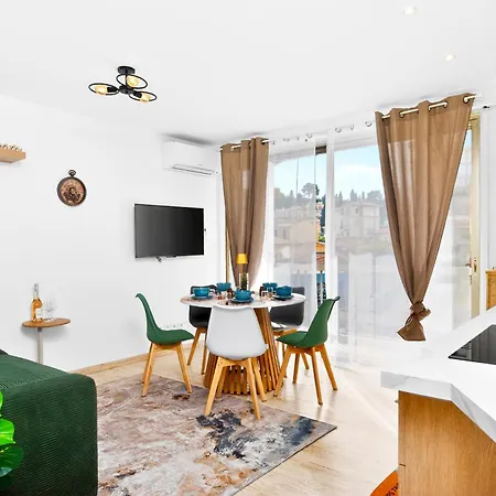 5 Pers - Centre - Climatise * Menton
